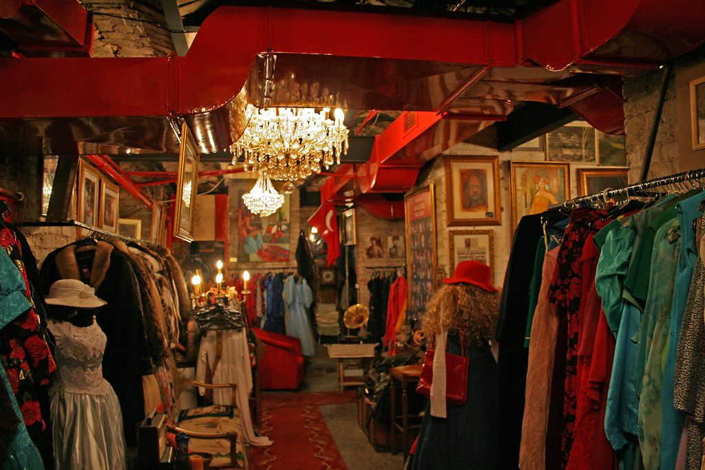 Beyoğlu Gençlik Retro & Vintage Dükkanları
